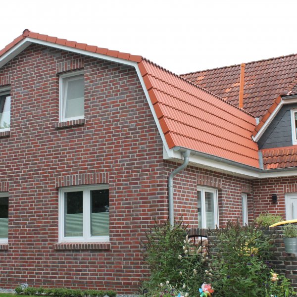 Neubau mit Mansardendach in Jever
